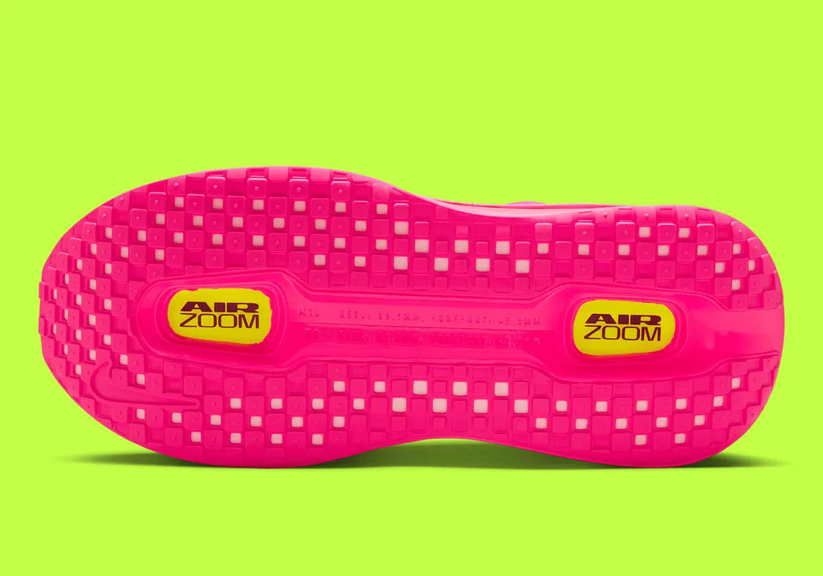 Sneakers Nike Vomero Premium femme en Hyper Pink avec mesh respirant et amorti Zoom Air premium