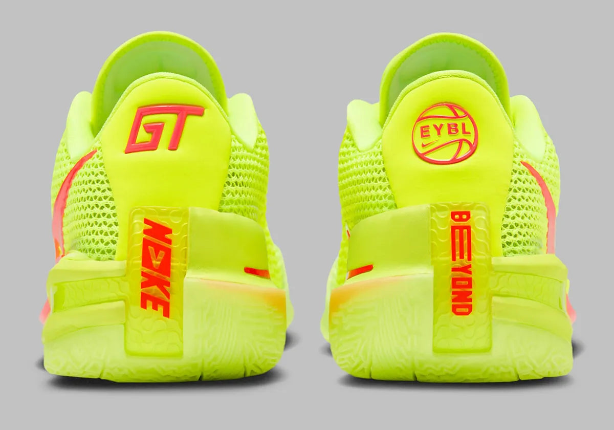Chaussures de basketball Nike Air Zoom GT Cut EYBL Volt vert fluo en mesh technique avec double unité Zoom Air réactive