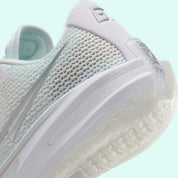 Sneaker de basketball Nike Air Zoom GT Cut White Chrome en mesh technique avec unité Zoom Air Strobel et amorti React.