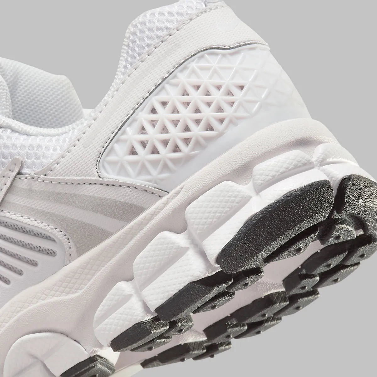 Nike Zoom Vomero 5 White Vast Grey (GS)