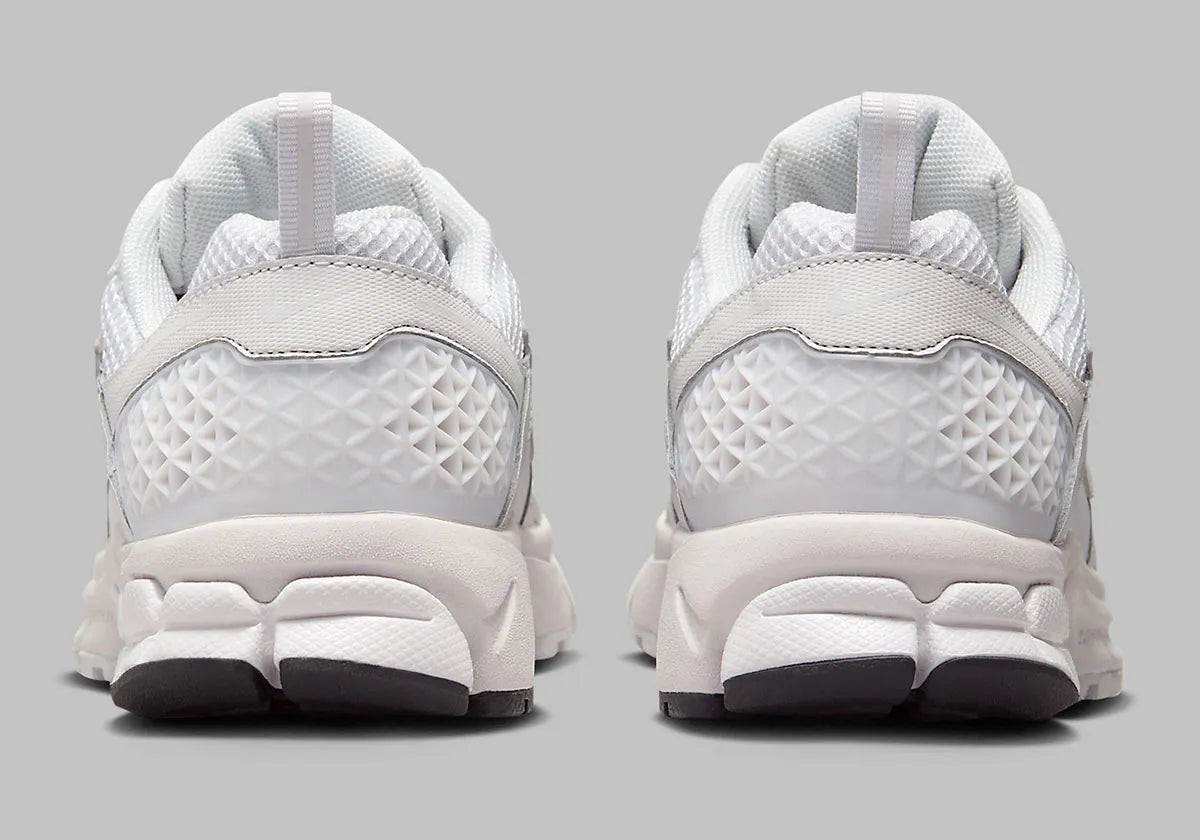 Nike Zoom Vomero 5 White Vast Grey (GS)