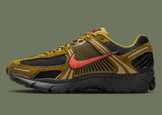 Sneakers Nike Zoom Vomero 5 Premium en Olive Flak et Picante Red avec mesh respirant et amorti Zoom Air premium