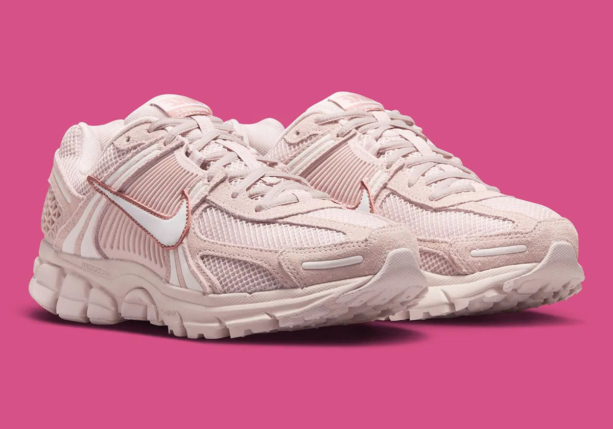 Nike Zoom Vomero 5 Silt Red Women's – sneakers running rétro rose poudré avec Zoom Air et mesh respirant , vue de profil 