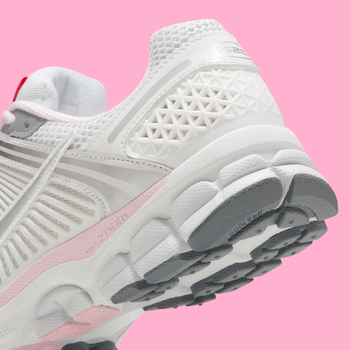 Nike zoom vomero 5 520 pack white pink vu de derrière
