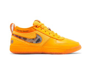 Nike Book 1 EYBL Nationals avec tige en textile respirant, détails exclusifs EYBL, amorti Air Zoom et semelle extérieure en caoutchouc pour le basketball vue de profil. 