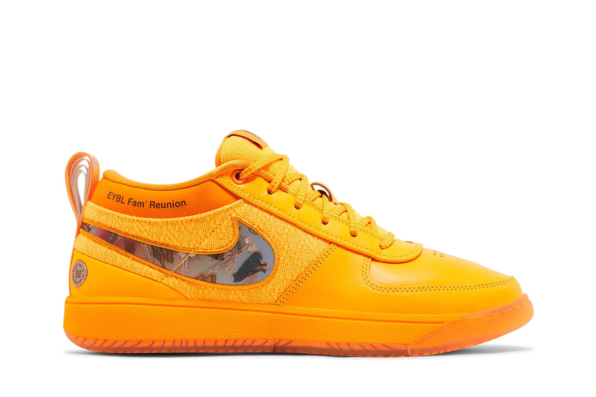 Nike Book 1 EYBL Nationals avec tige en textile respirant, détails exclusifs EYBL, amorti Air Zoom et semelle extérieure en caoutchouc pour le basketball vue de profil. 