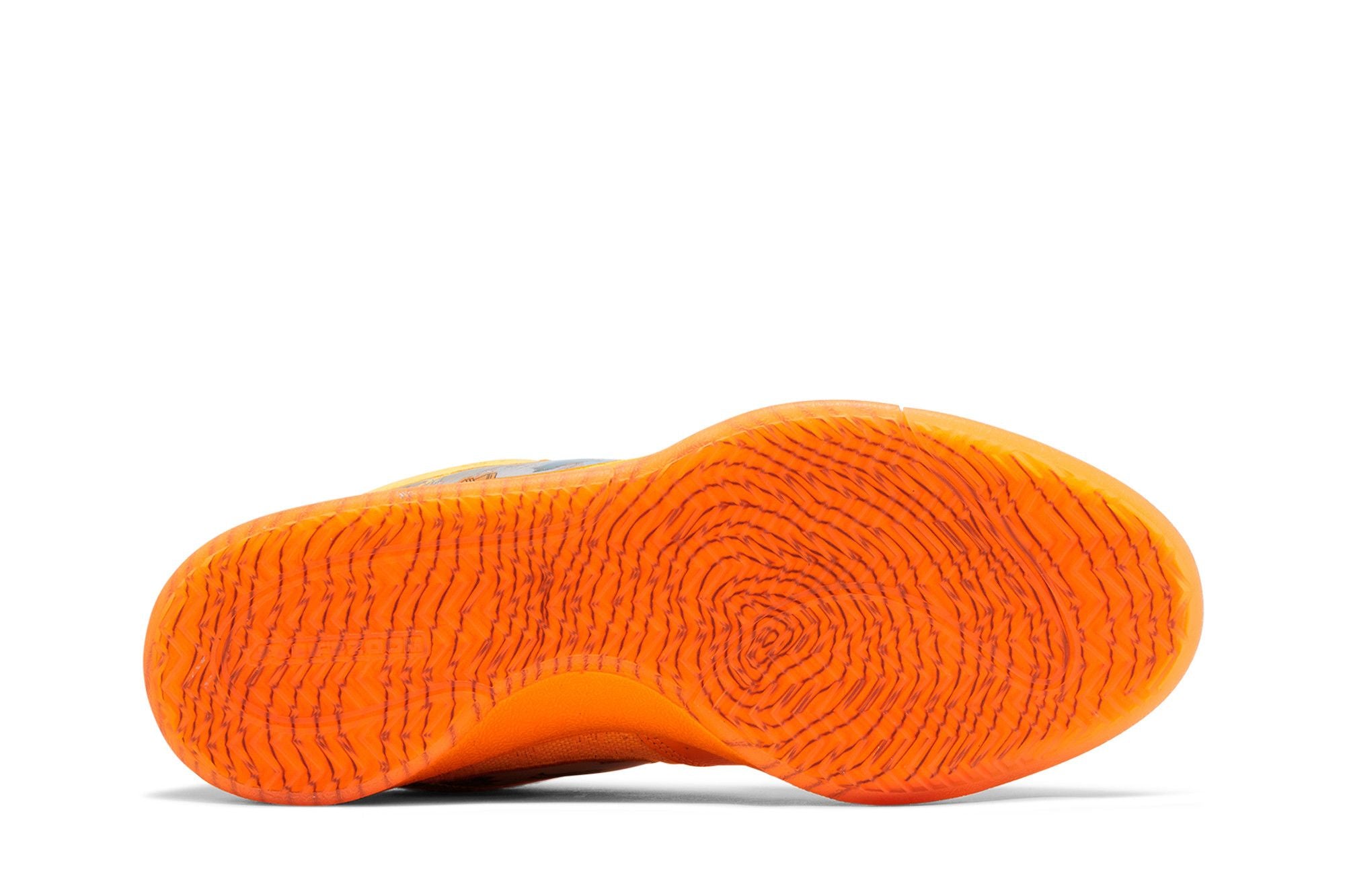 Nike Book 1 EYBL Nationals avec tige en textile respirant, détails exclusifs EYBL, amorti Air Zoom et semelle extérieure en caoutchouc pour le basketball vue sur la semelle. 
