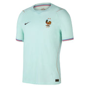 Nike France National Team 2026 Stadium Away Jersey Igloo/Monarch/Monarch, maillot extérieur officiel de l'Équipe de France avec technologie Dri-FIT, coloris Igloo et Monarch, et finitions premium vu de face. 