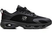 Sneakers On Running Cloudsolo LOEWE Black en matériaux techniques premium avec semelle CloudTec® et finitions luxe minimalistes vue de profil. 