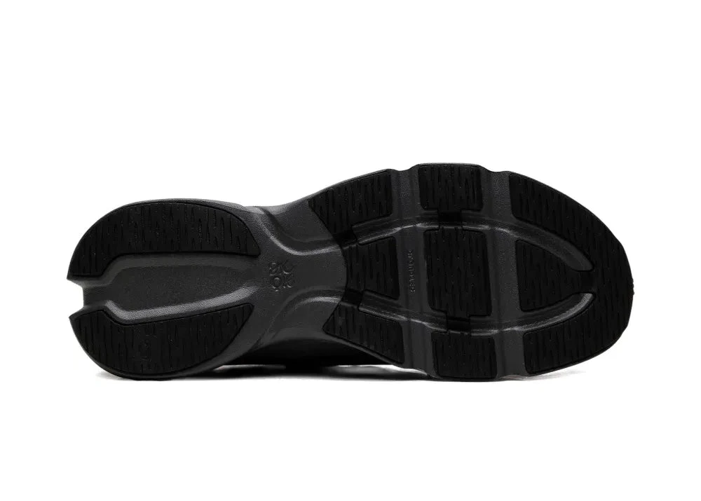 Vue sur la semelle de la sneakers On Running Cloudsolo LOEWE Black en matériaux techniques premium avec semelle CloudTec® et finitions luxe minimalistes