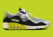 Chaussure de rue air max 90 patta jaune noir , grise , semelle confortable , vue de profil