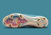 Nike Mercurial Vapor 16 Elite Patta Chrome White Noise Aqua avec tige en Flyknit, technologie Gripknit, finition Chrome, blanc et Noise Aqua, plaque Air Zoom et semelle FG pour terrains en gazon naturel.