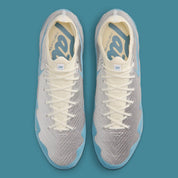 Nike Mercurial Vapor 16 Elite Patta Chrome White Noise Aqua avec tige en Flyknit, technologie Gripknit, finition Chrome, blanc et Noise Aqua, plaque Air Zoom et semelle FG pour terrains en gazon naturel.