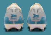 Nike Mercurial Vapor 16 Elite Patta Chrome White Noise Aqua avec tige en Flyknit, technologie Gripknit, finition Chrome, blanc et Noise Aqua, plaque Air Zoom et semelle FG pour terrains en gazon naturel.