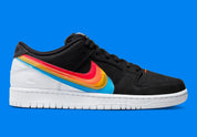 Sneakers Nike SB Dunk Low Polaroid – collaboration exclusive Nike x Polaroid, vue de face