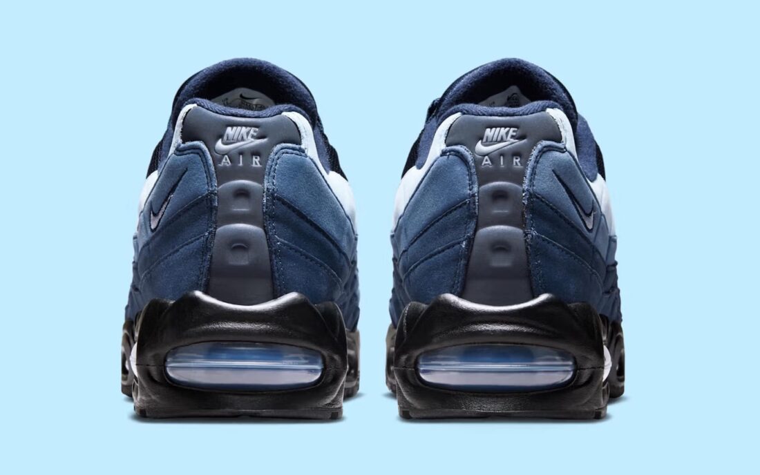 Sneakers Nike Air Max 95 OG Big Bubble Obsidian bleu marine en mesh et matières premium avec amorti Air Max visible. Vue de derrière 