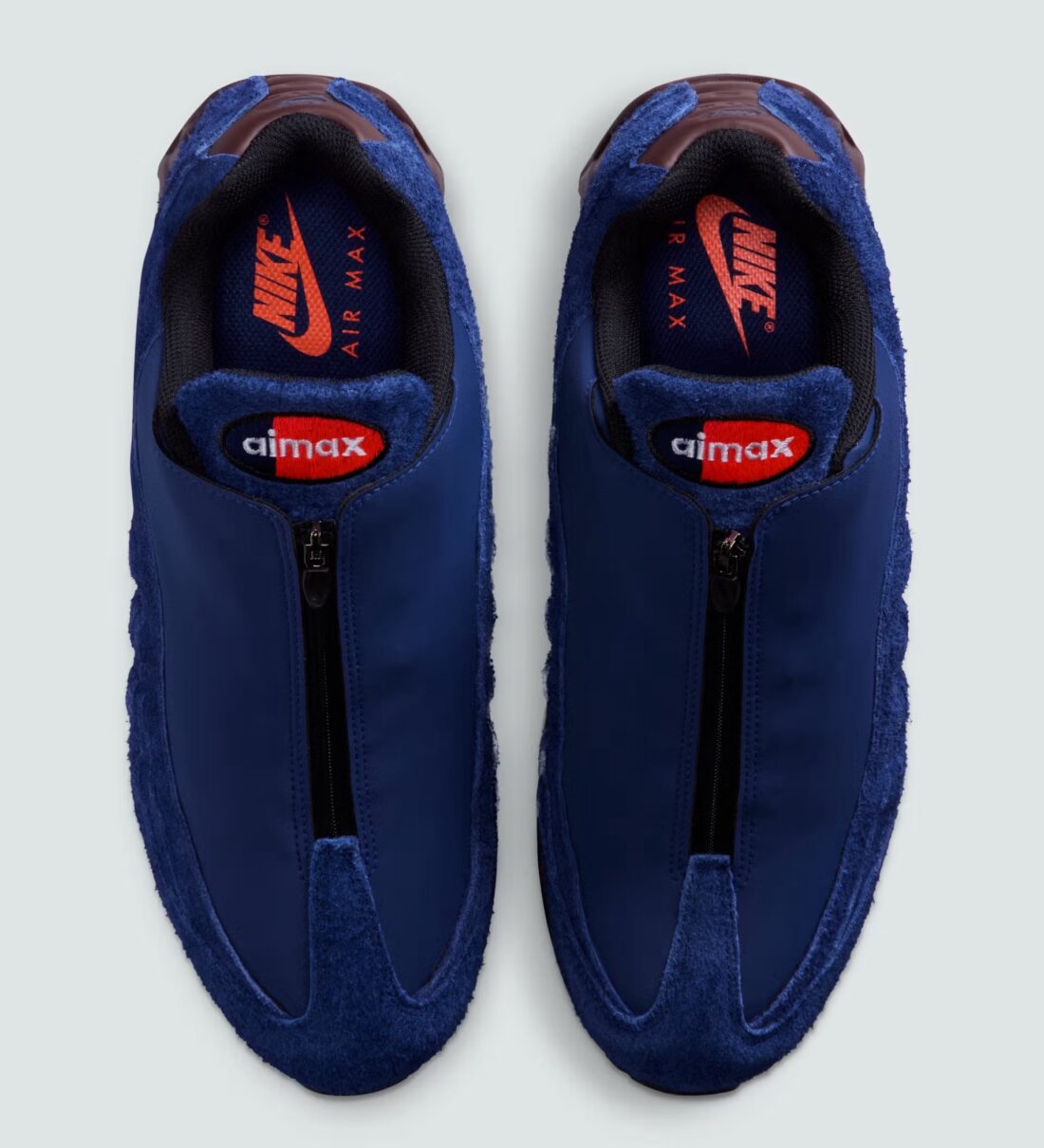 Sneakers Nike Air Max 95 Zip SP Loyal Blue bleues en matières techniques avec zip frontal et amorti Air Max visible. Vue de dessus 
