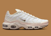 Nike Air Max Plus SE Light Orewood Brown d’occasion, mesh beige clair, empiècements techniques, technologie Tuned Air, sneaker en bon état général.