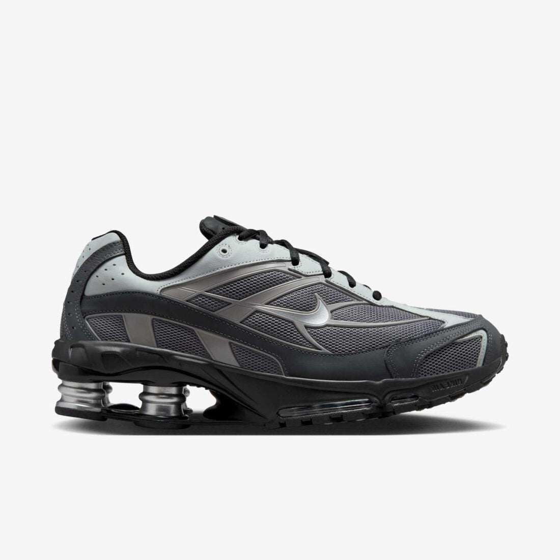 Nike Shox Ride 2 Light Graphite grises avec amorti Nike Shox et design rétro-running.