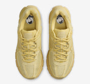 chaussure nike vomero 5 toute jaune confortable course 