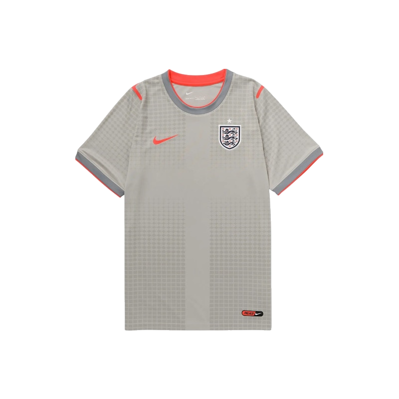 Bright Crimson, maillot de football gris et rouge de la collaboration Nike x Palace avec technologie Dri-FIT et finitions premium vu de face. 