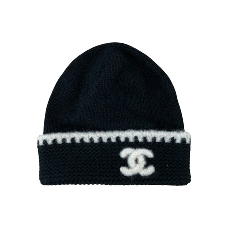 Chanel CC Logo Laciness Beanie Black/White