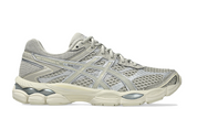 Sneaker ASICS Gel-Cumulus 16 Dried Leaf Green en mesh vert olive avec amorti GEL et silhouette rétro-running inspirée des années 2010.