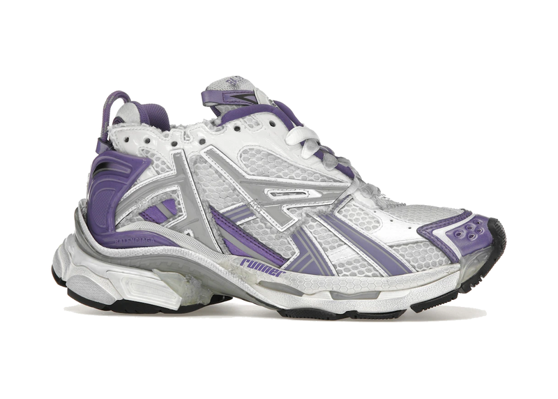 Balenciaga Runner Purple Grey avec tige en mesh respirant, empiècements en cuir violet et gris, semelle intermédiaire en mousse et silhouette inspirée du running vintage