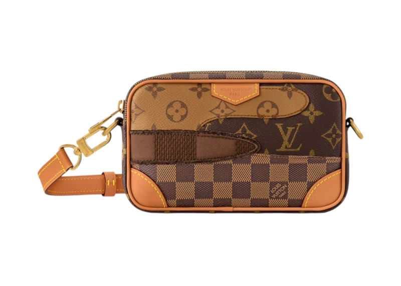 Louis Vuitton x Nigo Trocadero Wearable Wallet Brown, mini sac portefeuille Louis Vuitton marron Monogram avec bandoulière, issu de la collaboration avec Nigo.