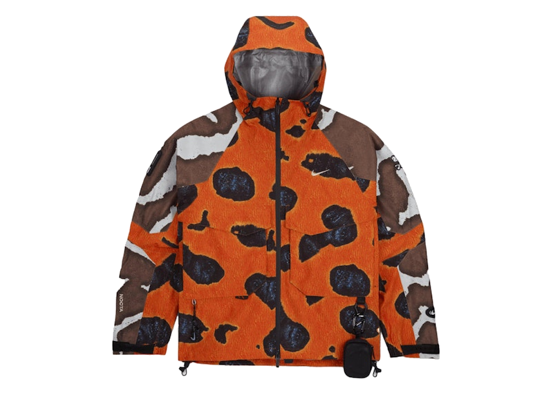 Nike x NOCTA Opal Deep Cover GORE-TEX Jacket Safety Orange, veste technique orange en GORE-TEX avec capuche et détails utilitaires.