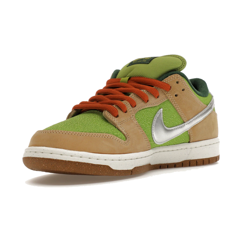 Nike SB Dunk Low Escargot