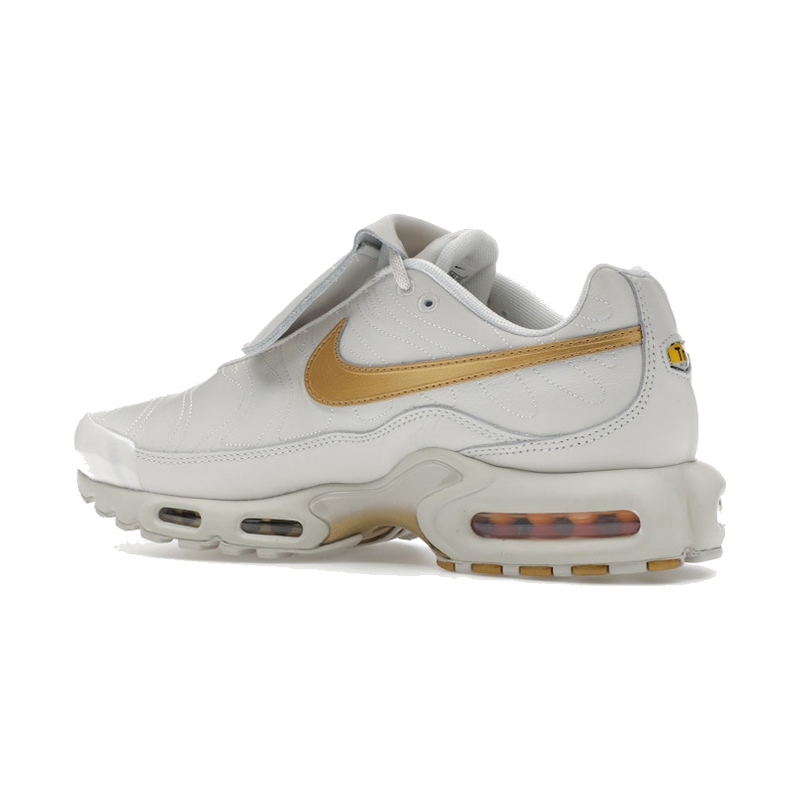 Nike Air Max Plus Tiempo Metallic Gold
