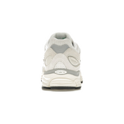 Saucony ProGrid Omni 9 Premium White