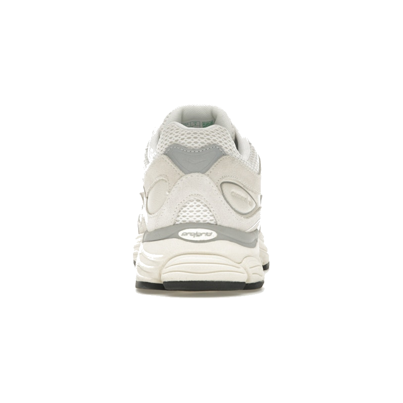 Saucony ProGrid Omni 9 Premium White