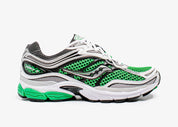 Image de la Saucony ProGrid Omni 9 OG Green Silver, sneaker en mesh blanc et gris avec détails argentés et accents vert fluorescent, semelle ProGrid technique.