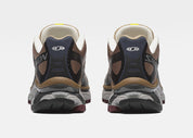 Salomon XT-4 OG Black Desert Tan L49217100 en noir avec détails beige Desert Tan et Vanilla Ice, semelle technique et châssis Agile Chassis™.