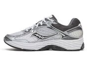 Image de la Saucony ProGrid Omni 9 Microchip, sneaker grise en mesh avec renforts métallisés argent/graphite et semelle technique ProGrid.