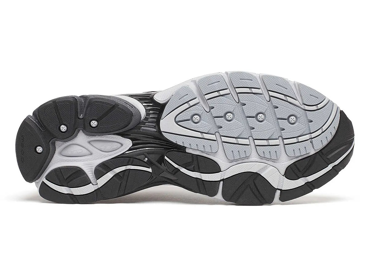 Saucony ProGrid Omni9 Microchip