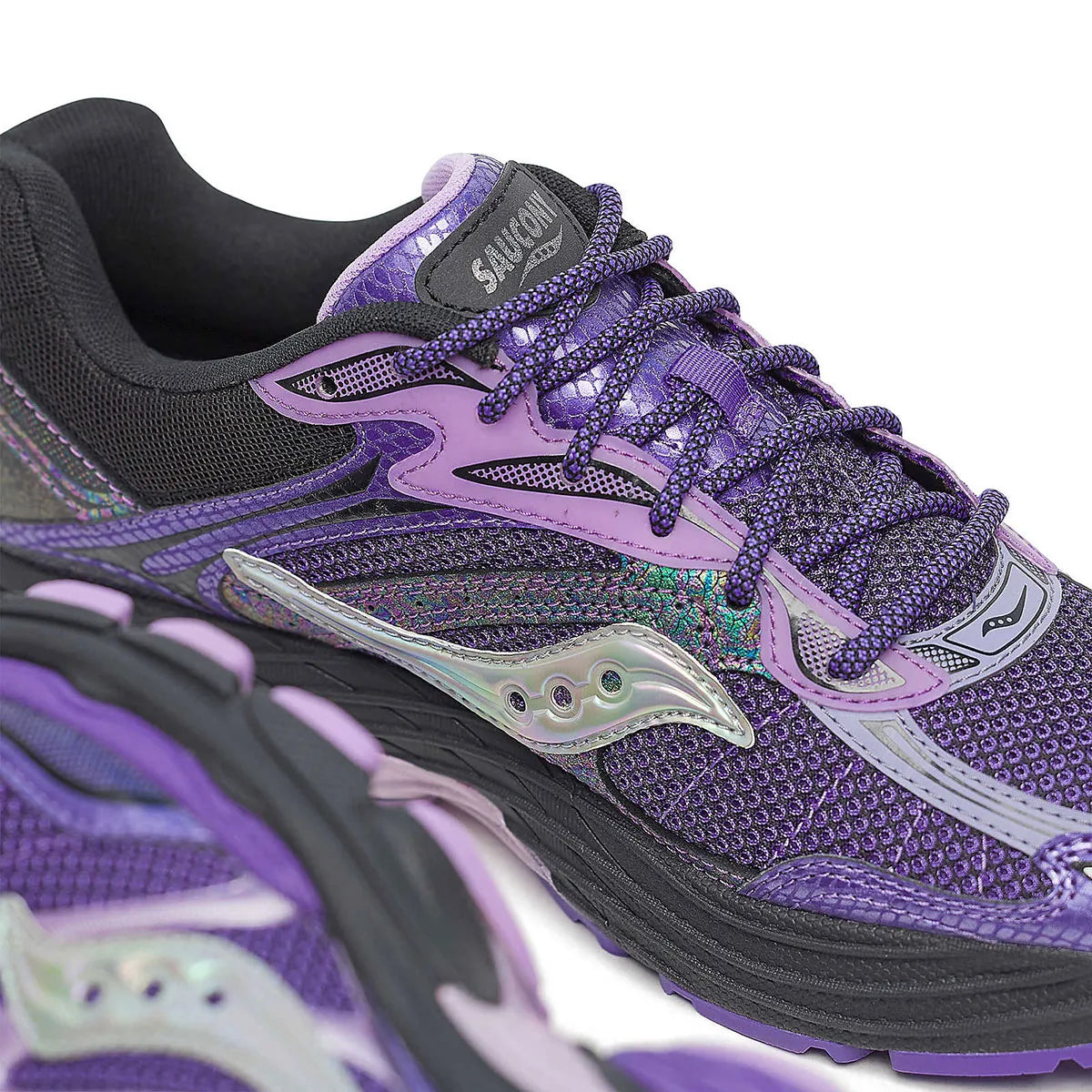 saucony progrid 9 violet et noir confortable vue de coté interieur en haut