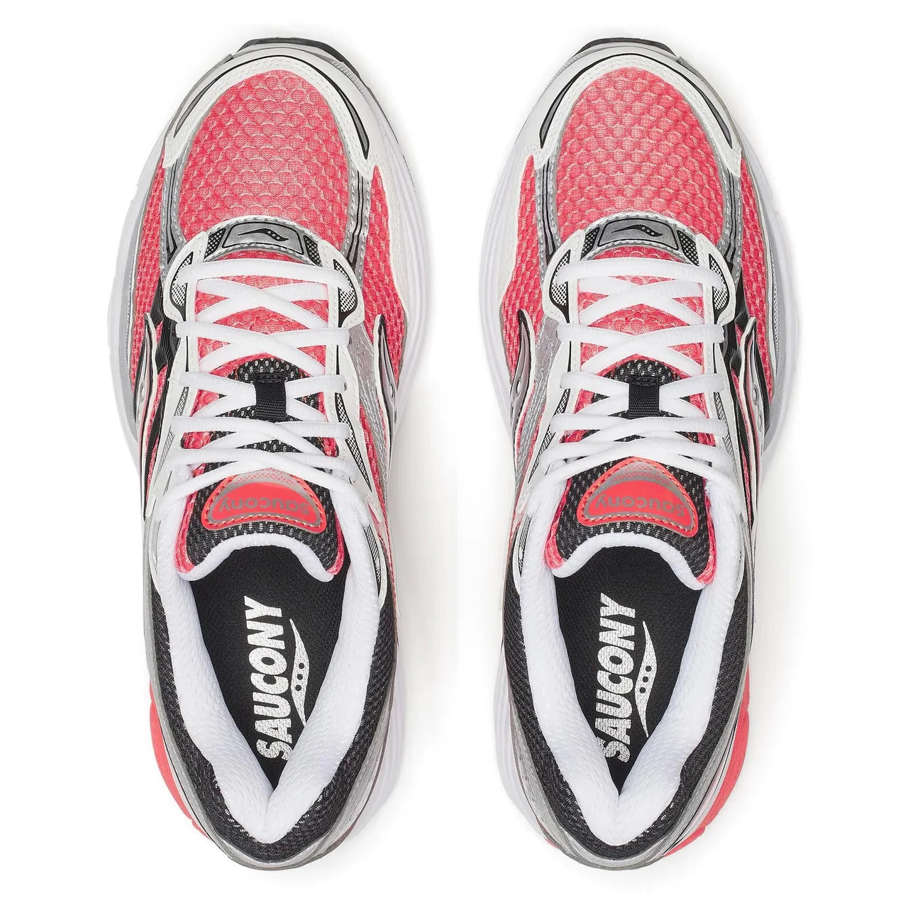 Saucony ProGrid Omni 9 Silver Coral, sneaker Saucony argentée avec détails corail, construction multicouche et silhouette running rétro vue du dessus. 