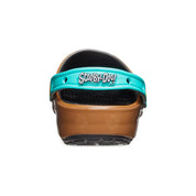 Crocs Classic Clog Scooby-Doo! inspirées du célèbre personnage Scooby-Doo!, avec détails graphiques exclusifs, bride pivotante et semelle légère en résine Croslite™.