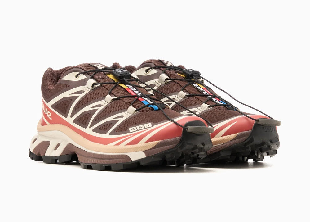 Salomon XT-6 Roasted Clay L47737500 en tons rouge argile et ocre brûlé avec empeigne textile technique, Quicklace™ et semelle trail.
