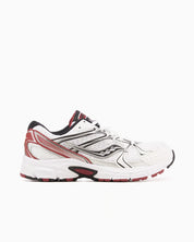 Saucony Grid Ride Millennium blanche avec détails argent et rouges, mesh respirant et amorti GRID.Vue de coté 
