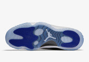 Jordan 11s space jam semelle