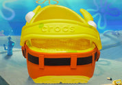 Découvrez les Crocs Classic Clog SpongeBob SquarePants, une édition spéciale inspirée de Bob l'Éponge, alliant design emblématique et confort signature Crocs.