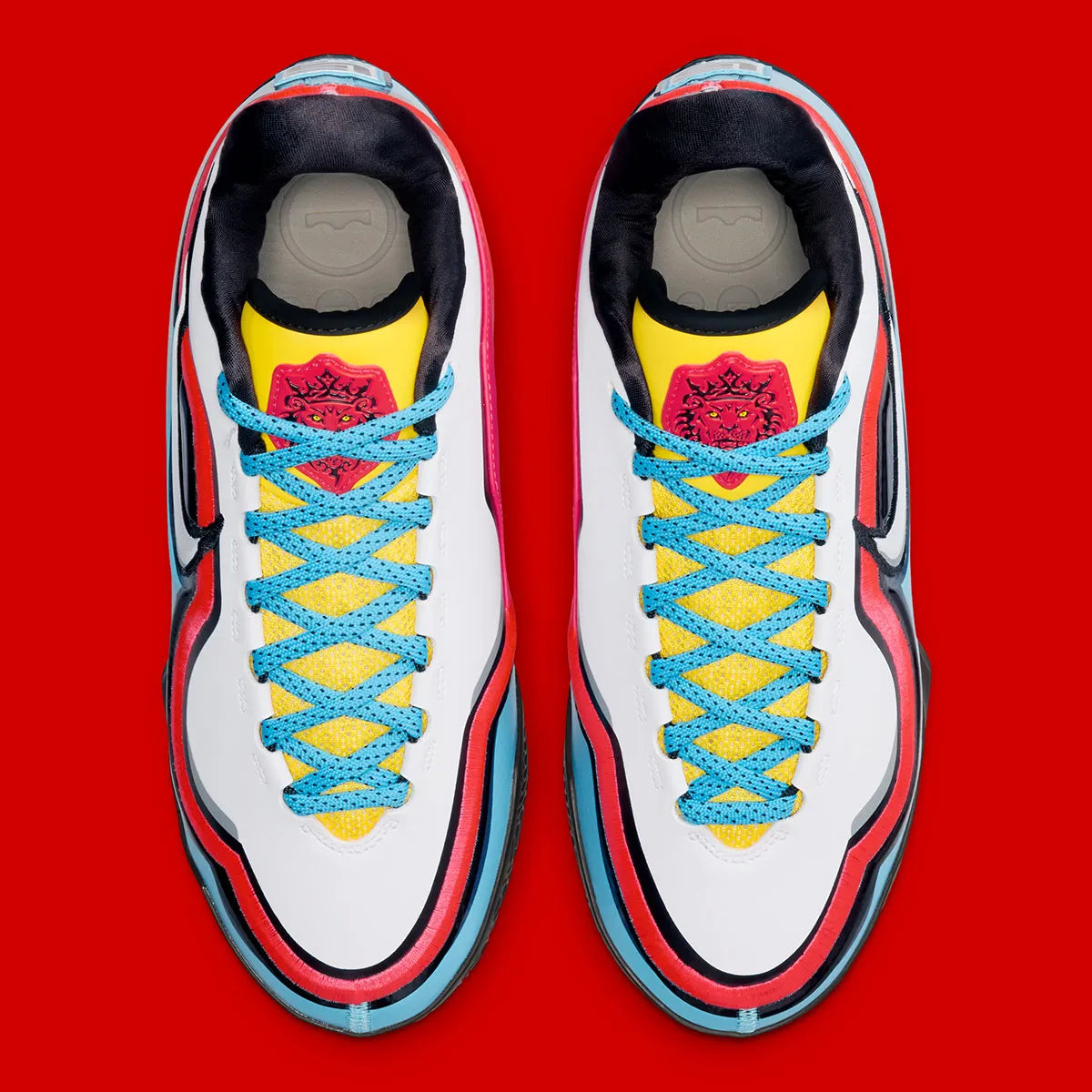 Nike LeBron 23 Stewie avec tige technique multicouche aux couleurs vives contrastées, renforts structurés, amorti protecteur et semelle en caoutchouc à traction multidirectionnelle.