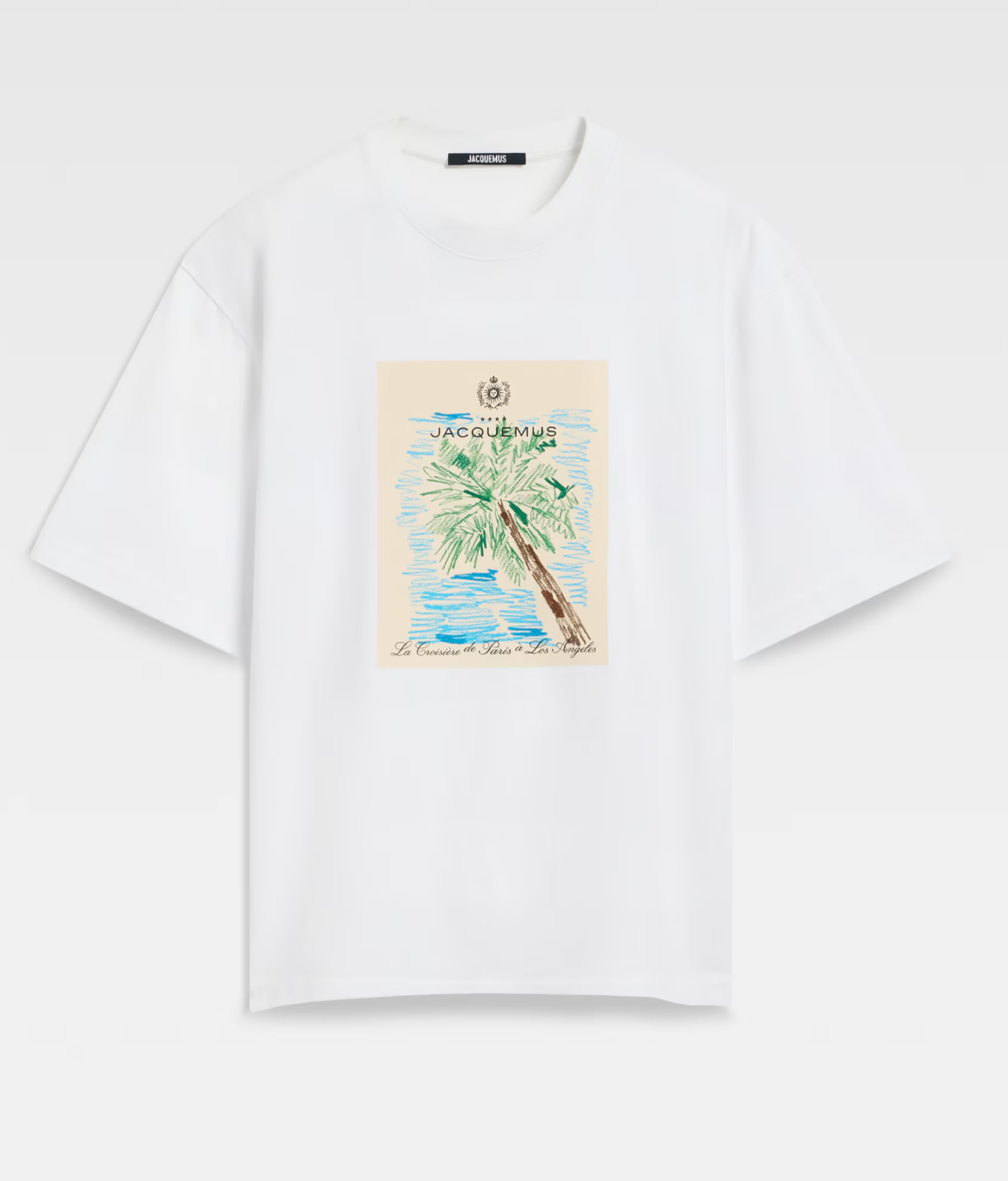 TEE SHIRT JACQUEMUS BLANC A LOGO IMPRIME BLANC SUR L'AVANT DU TEE-SHIRT AVEC UN DESSIN DE PALMIER SUR LA PLAGE