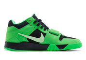 Sneaker Jordan Jumpman Jack TR Travis Scott verte Green Spark en mesh et matériaux premium avec semelle amortissante et design signature