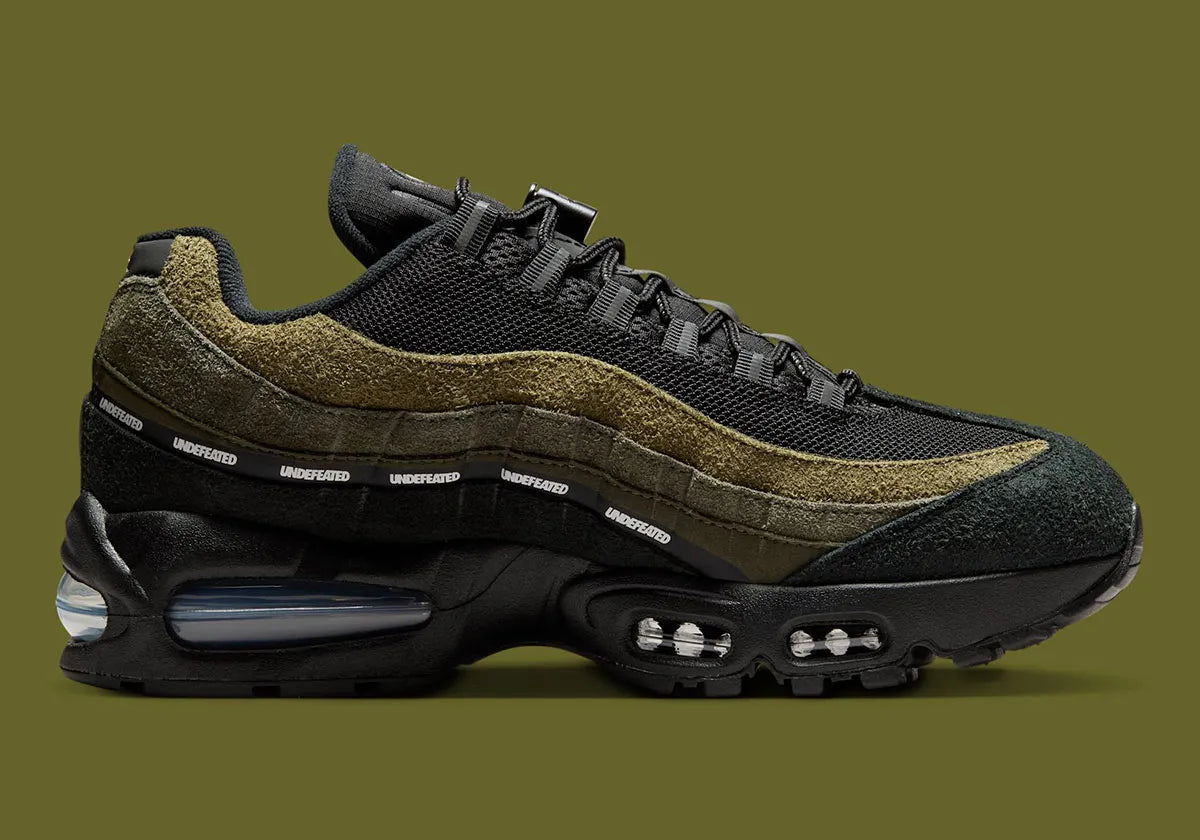 Sneakers Nike Air Max 95 SP Undefeated Geo La Brea Medium Olive avec mesh respirant, suède premium et amorti Air Max visible premium.Vue de coté 