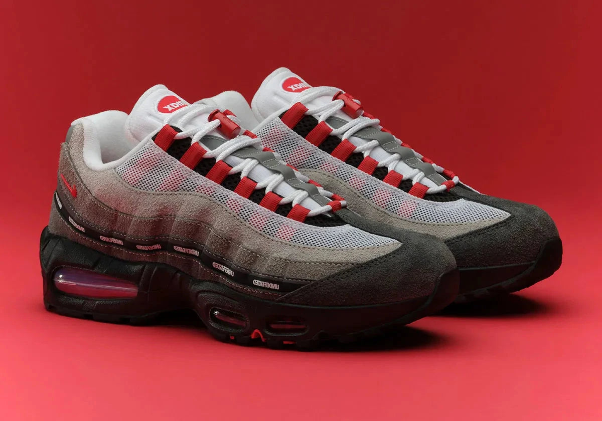 Sneakers Nike Air Max 95 SP Undefeated Geo Tokyo Bright Crimson en mesh et cuir avec motifs géométriques et unités Air visibles